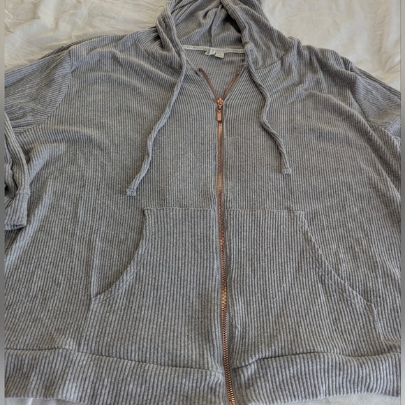 Live Well Ribbed Lounge Set - Picture 11 of 16